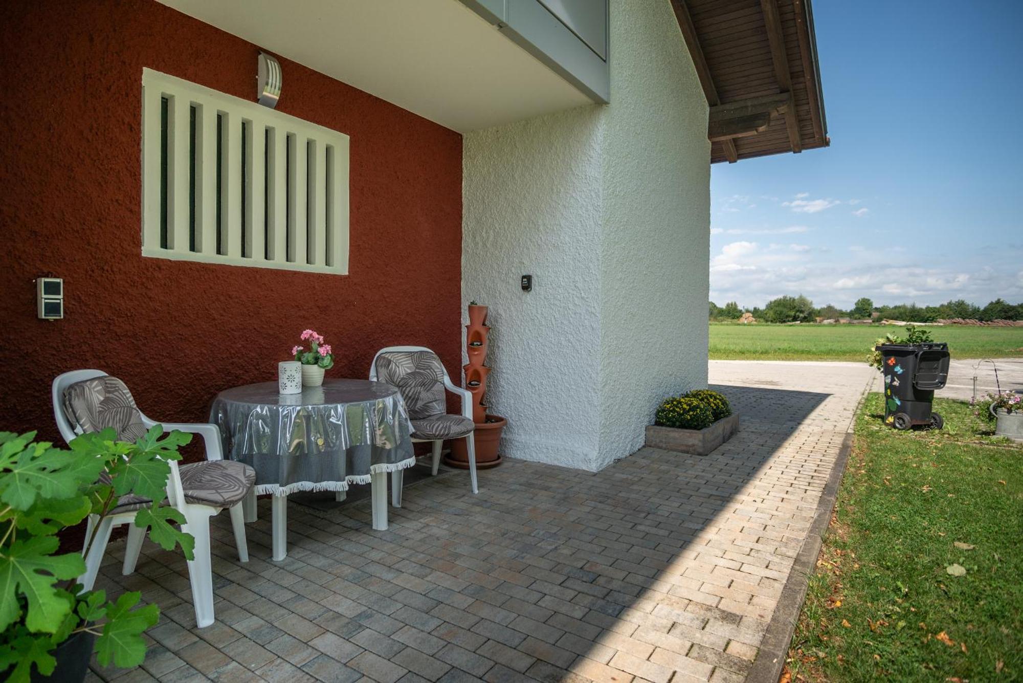 Ferienwohnung Bichler Altotting Ngoại thất bức ảnh